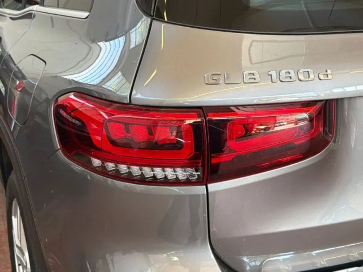 Mercedes-Benz GLB usata a Bologna (8)