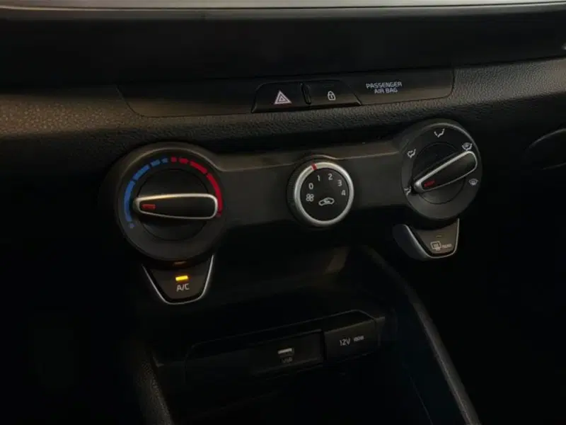 Kia Stonic usata a Bologna (15)