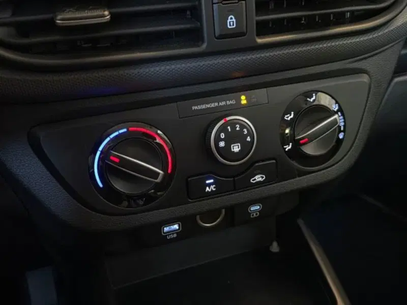 Hyundai i10 usata a Bologna (16)
