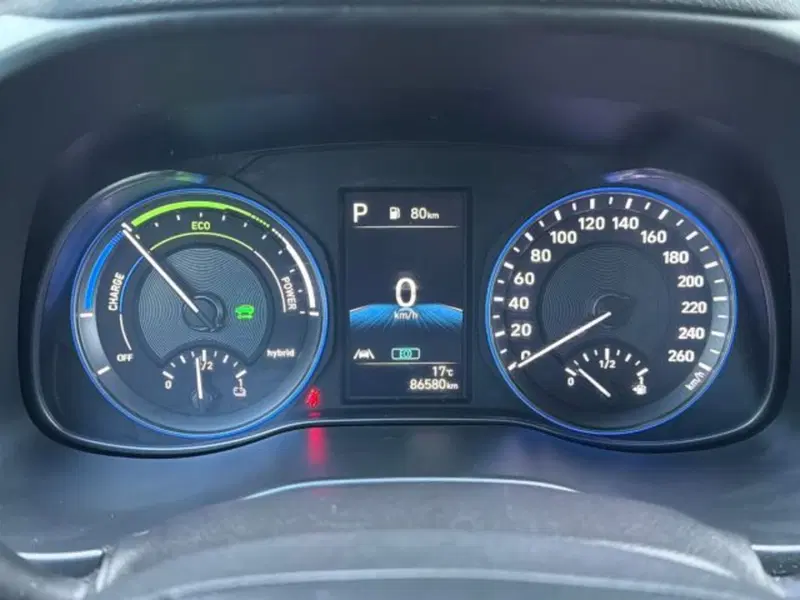 Hyundai Kona usata a Bologna (11)