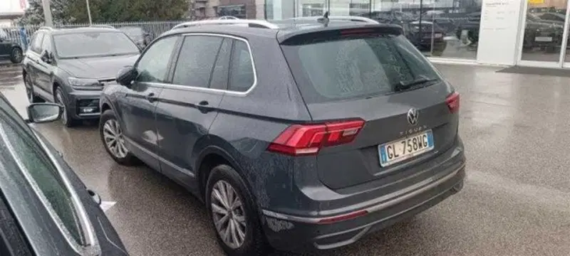 Volkswagen Tiguan usata a Bologna (3)
