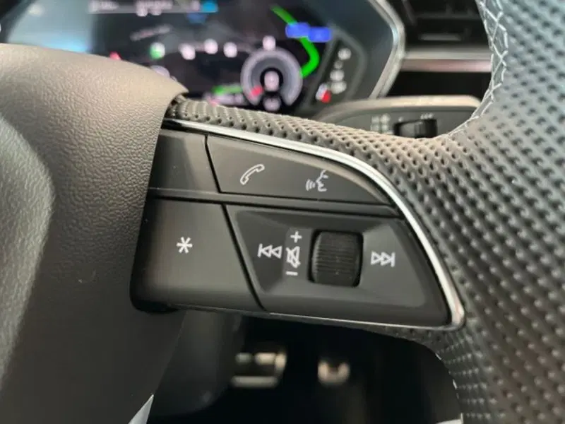 Audi Q3 Sportback usata a Bologna (16)