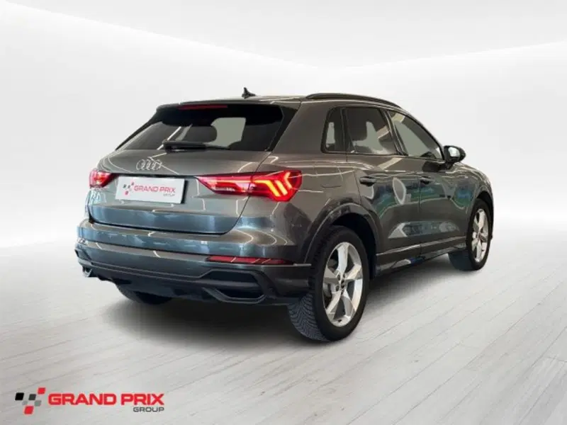 Audi Q3 Sportback usata a Bologna (2)