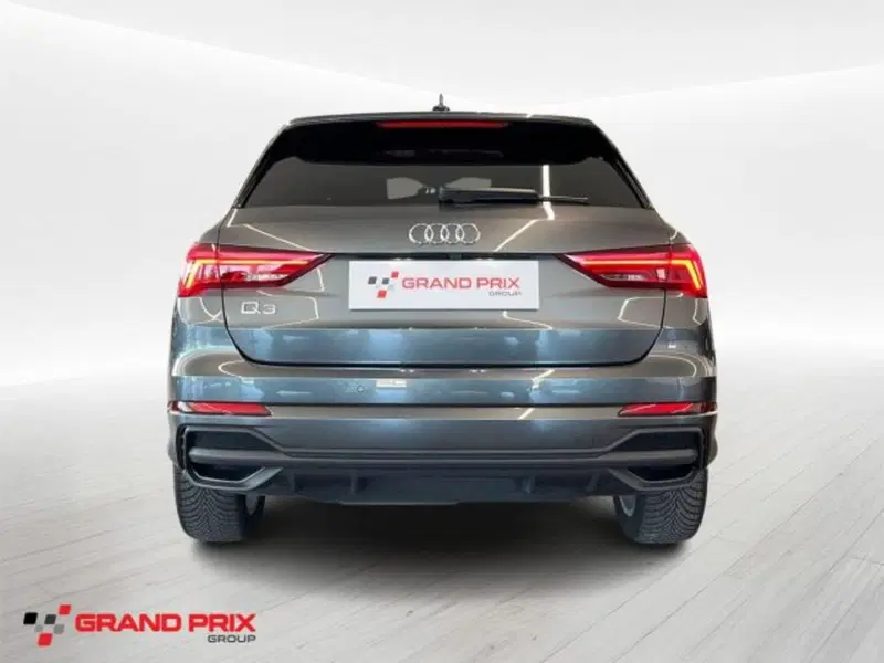 Audi Q3 Sportback usata a Bologna (5)