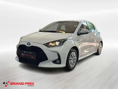 Toyota Yaris 1.5 Hybrid 5 porte Energy del 2021 usata a Castenaso