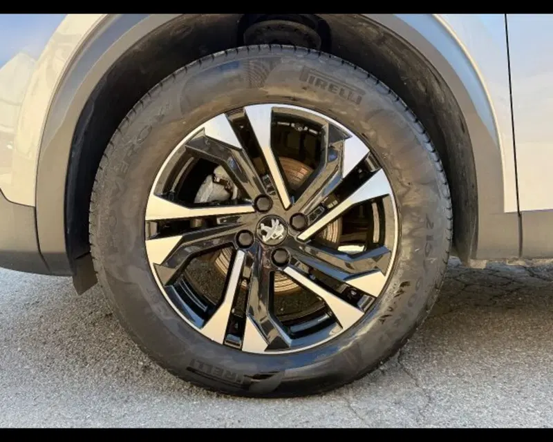 Peugeot 2008 usata a Bologna (9)