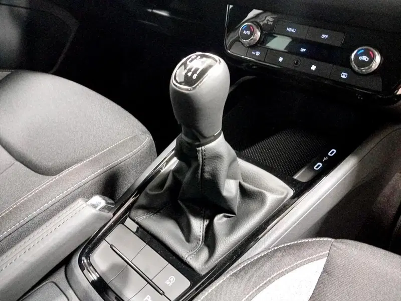Skoda Kamiq nuova a Piacenza (13)