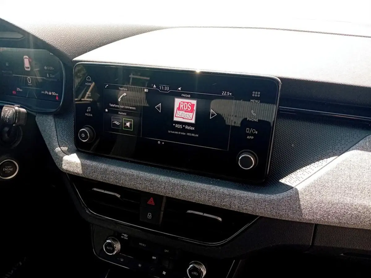 Skoda Kamiq nuova a Piacenza (13)