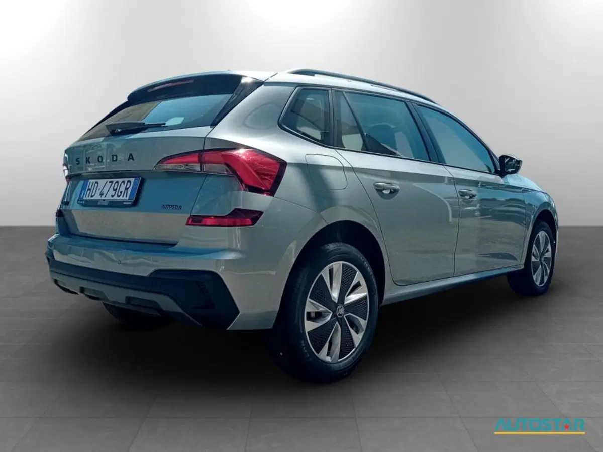 Skoda Kamiq nuova a Piacenza (7)