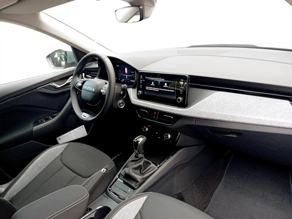 Skoda Kamiq nuova a Piacenza (13)