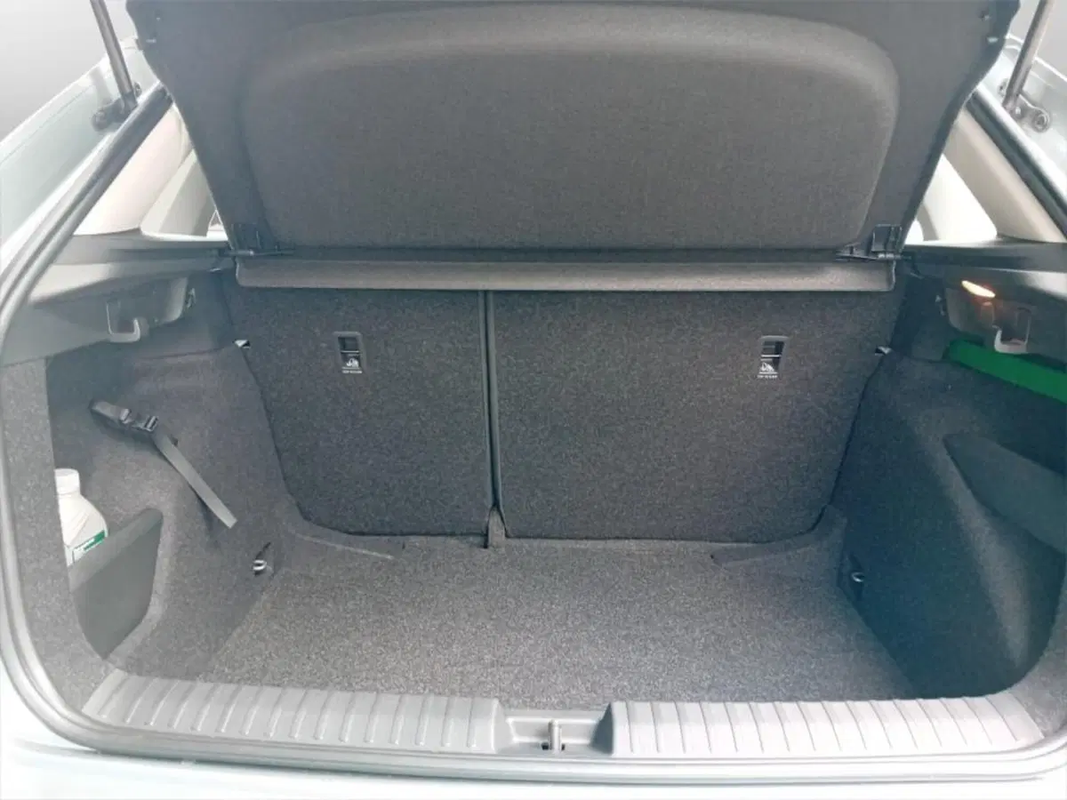 Skoda Kamiq nuova a Piacenza (7)