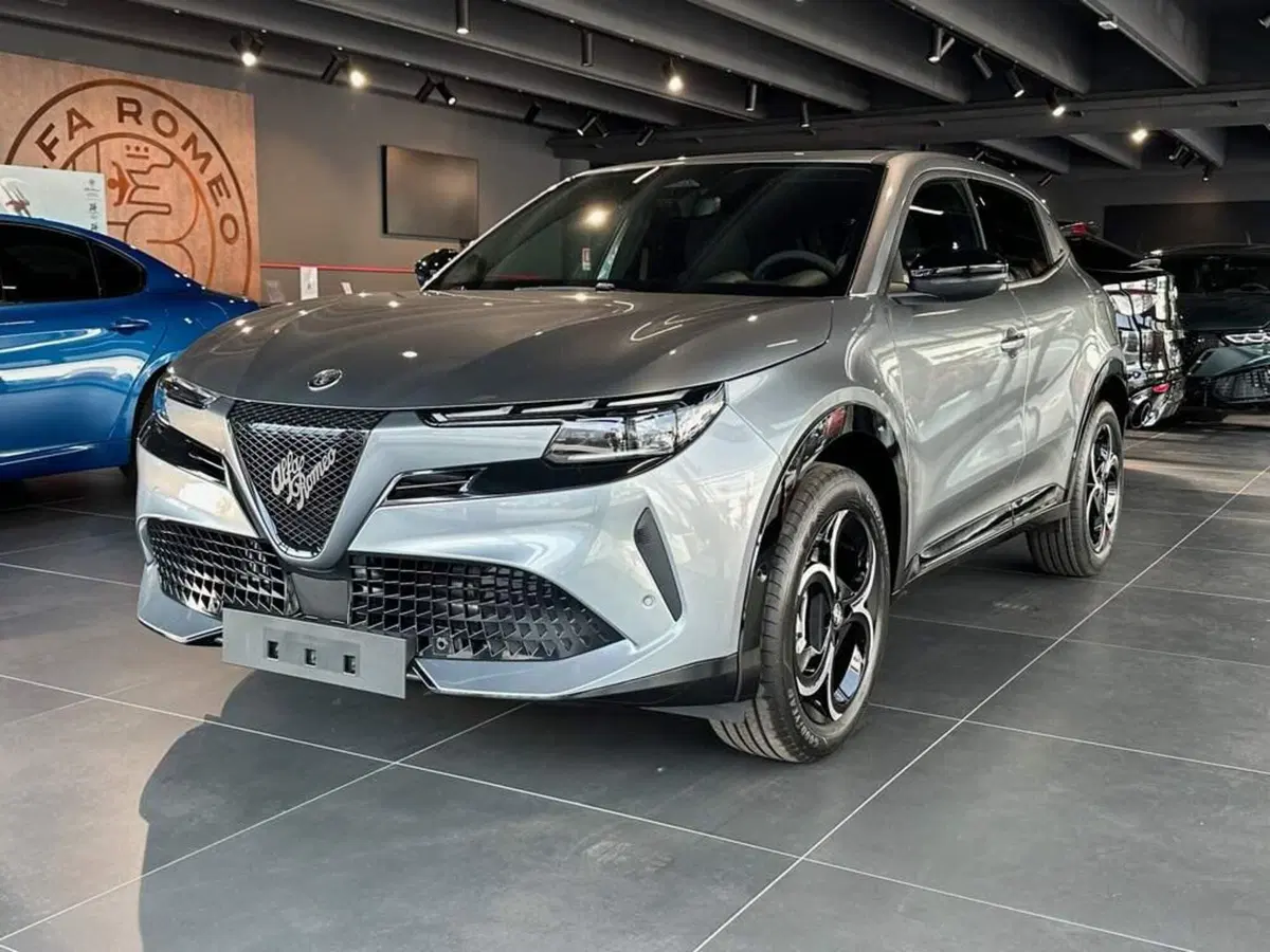 Alfa Romeo Junior nuova a Sondrio