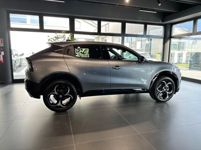 Alfa Romeo Junior nuova a Sondrio (6)