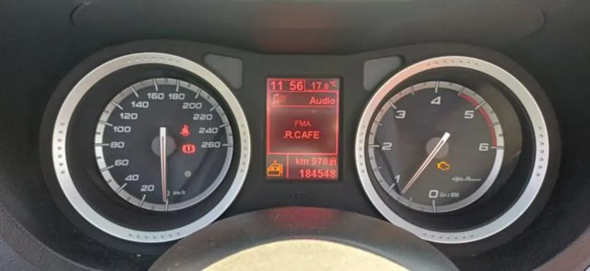 Alfa Romeo Spider usata a Padova (14)