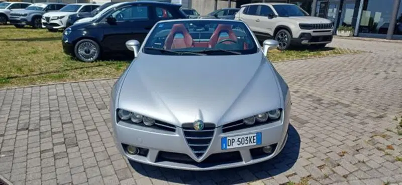 Alfa Romeo Spider usata a Padova (16)