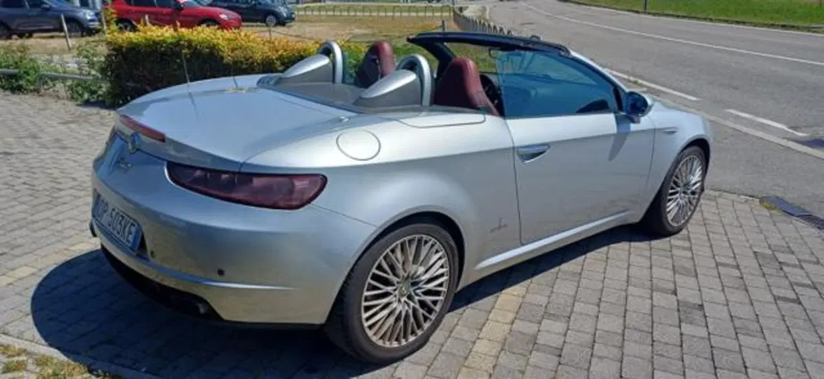 Alfa Romeo Spider usata a Padova (4)