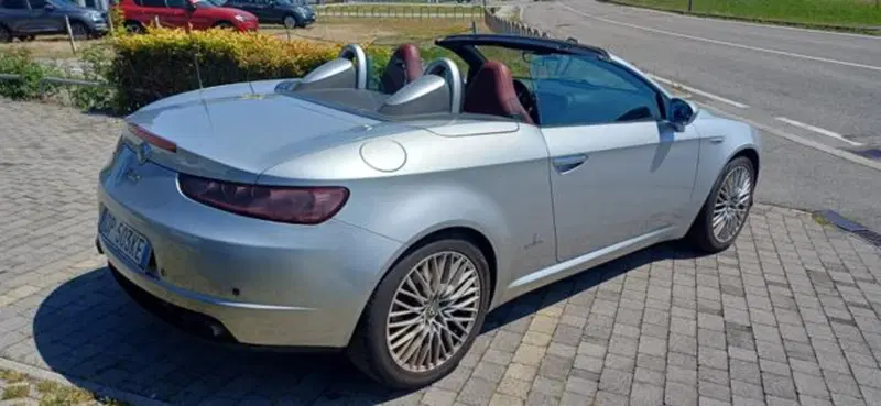 Alfa Romeo Spider usata a Padova (4)