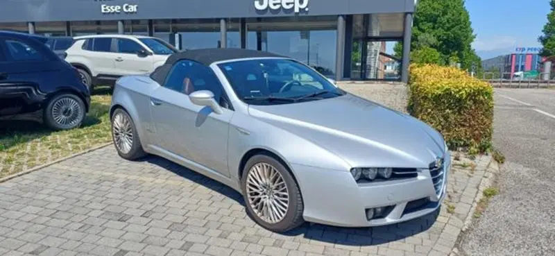 Alfa Romeo Spider usata a Padova (8)