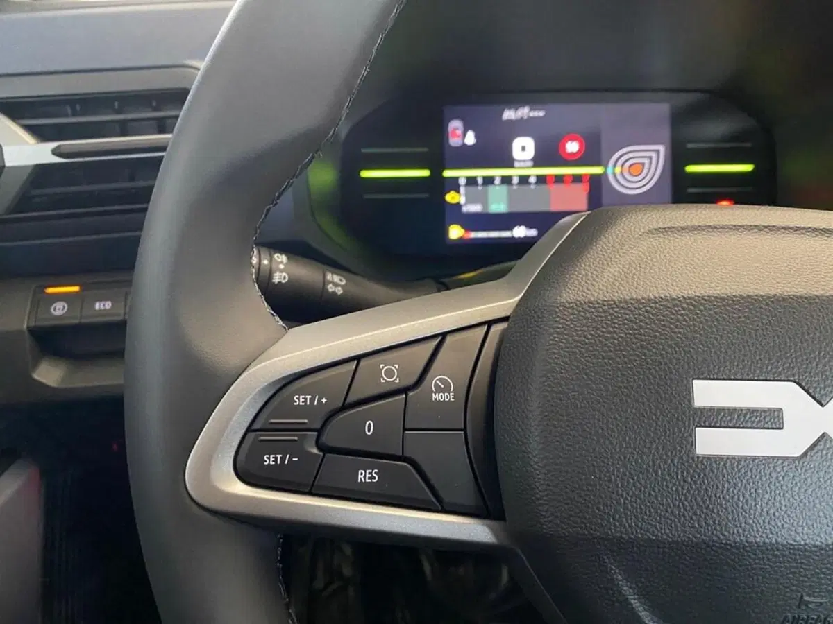 Dacia Bigster nuova a Torino (13)