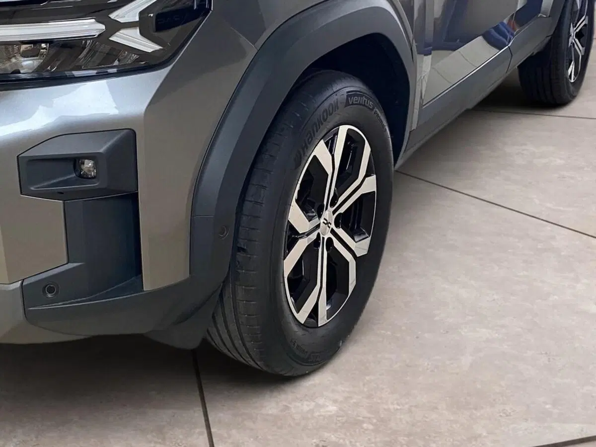 Dacia Bigster nuova a Torino (15)