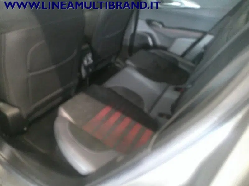 Alfa Romeo Tonale usata a Piacenza (12)