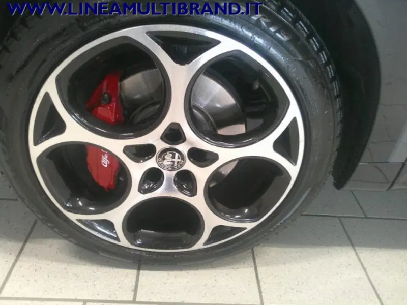 Alfa Romeo Tonale usata a Piacenza (8)