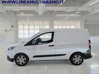 Ford Transit Courier 1.5 TDCi 75CV  Trend del 2019 usata a Piacenza