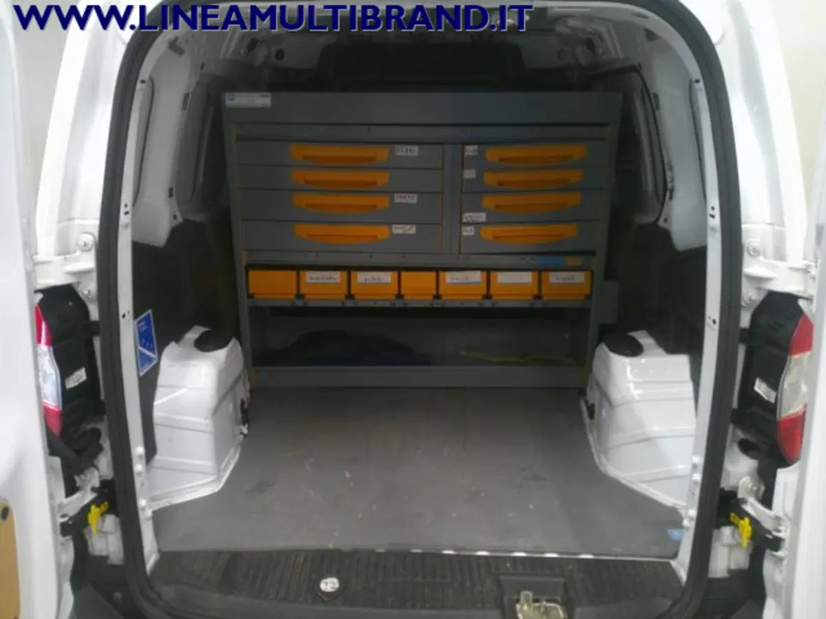 Ford Transit Courier usata a Piacenza (11)