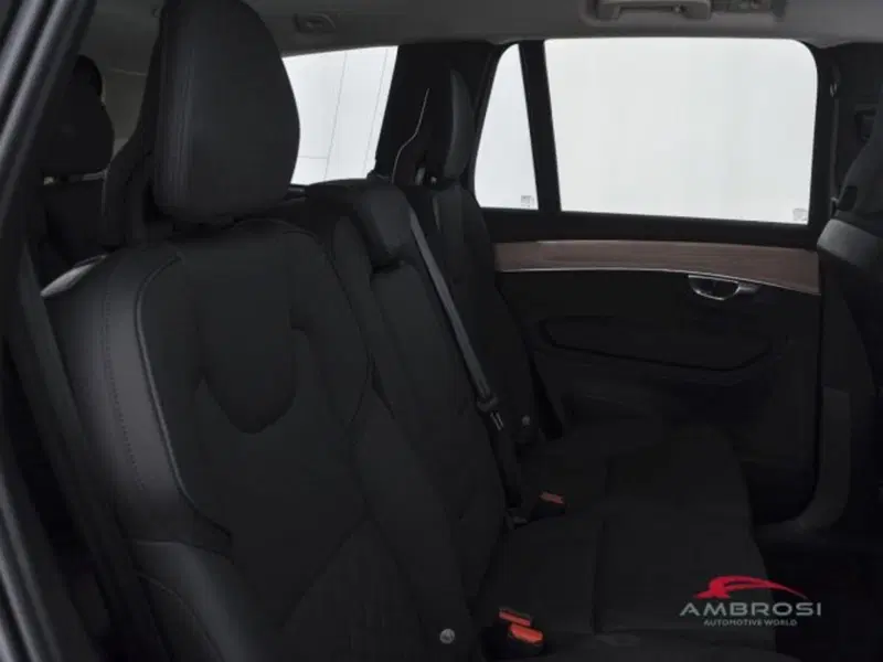Volvo XC90 usata a Perugia (13)