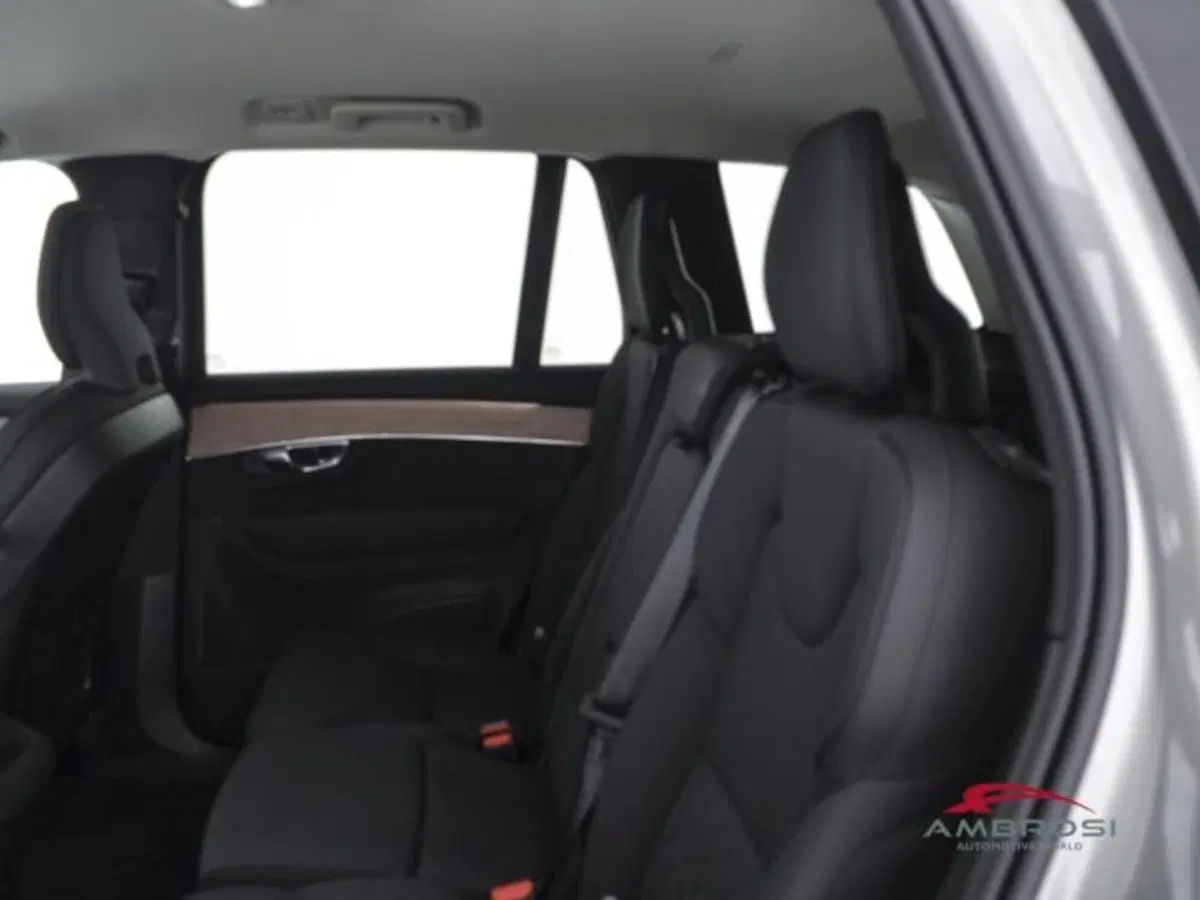 Volvo XC90 usata a Perugia (10)