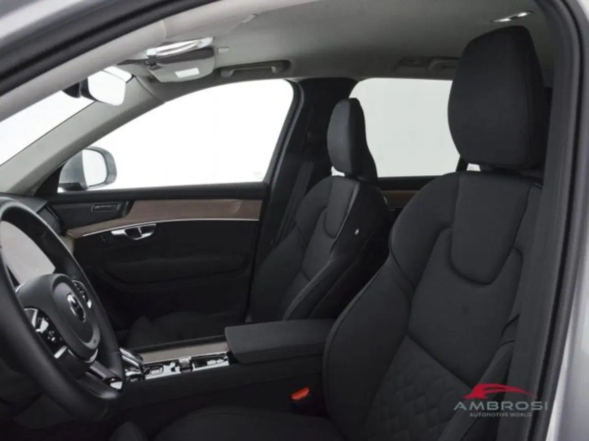Volvo XC90 usata a Perugia (9)