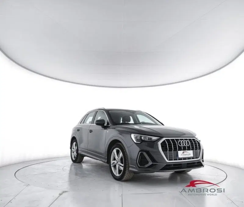 Audi Q3 Sportback usata a Perugia (2)