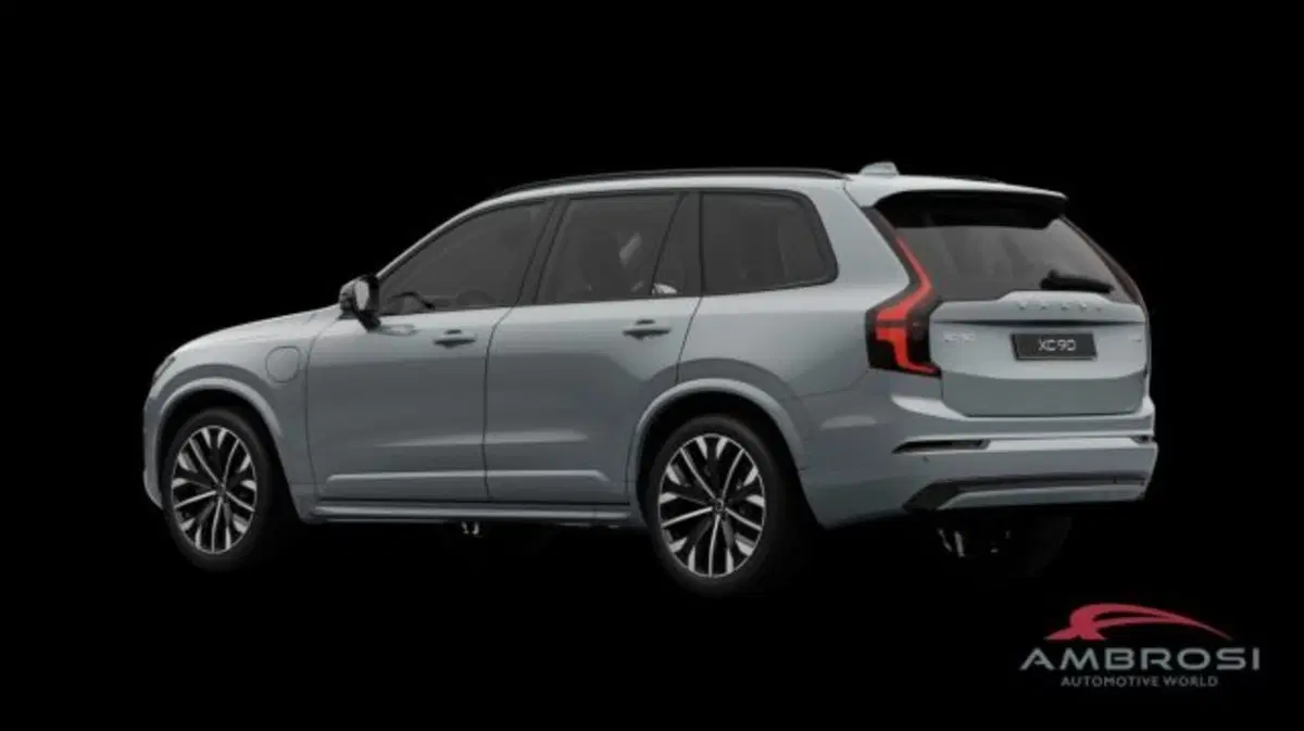 Volvo XC90 nuova a Perugia (3)