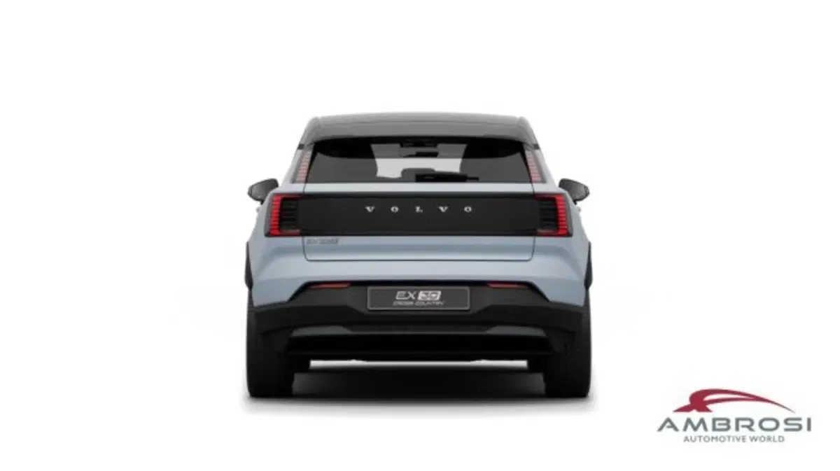 Volvo EX30 Cross Country nuova a Perugia (4)