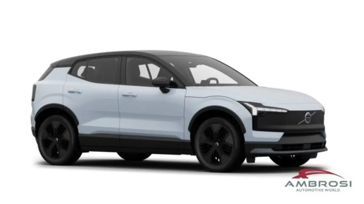 Volvo EX30 Cross Country nuova a Perugia (7)