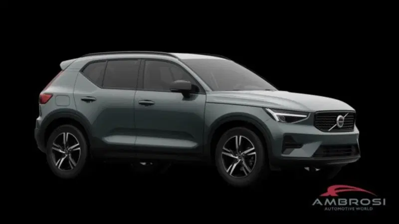 Volvo XC40 nuova a Perugia (7)