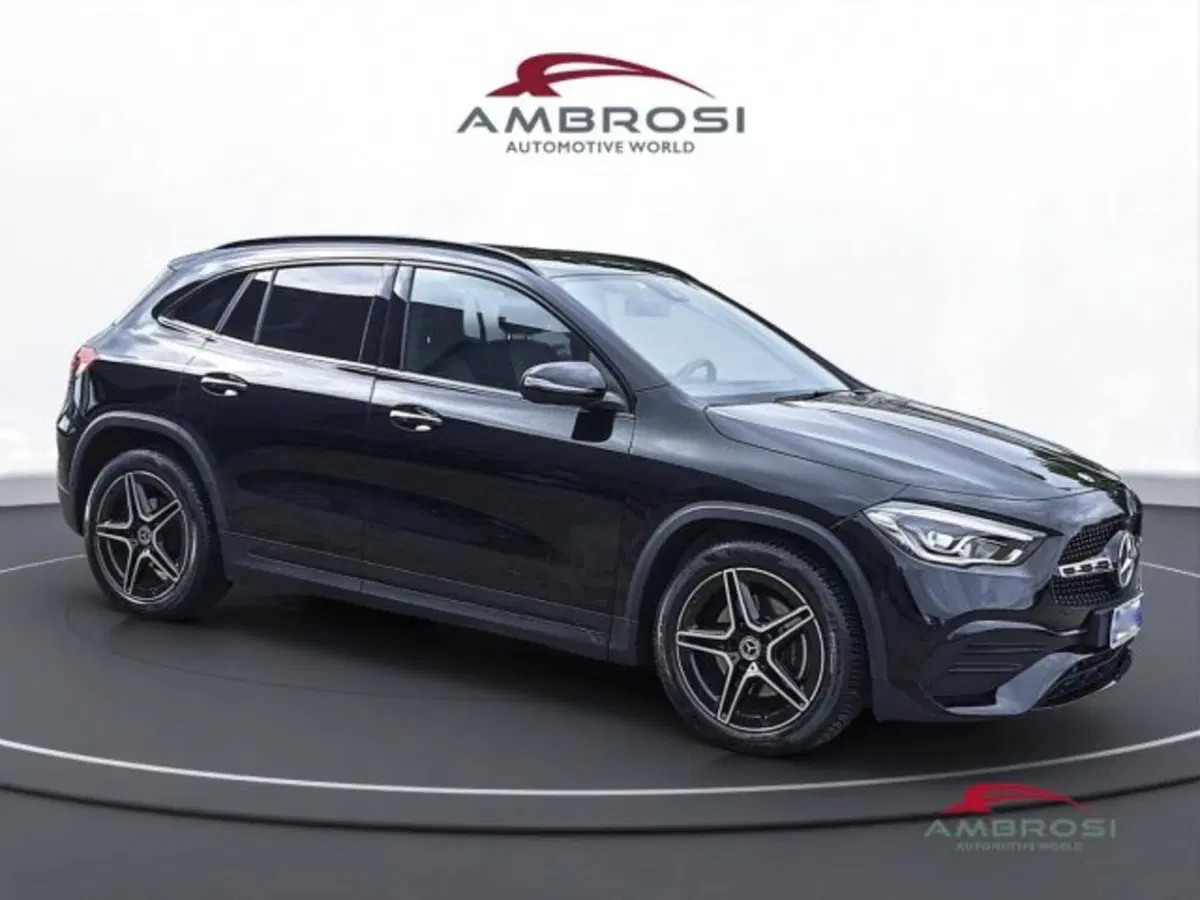 Mercedes-Benz GLA SUV usata a Perugia (2)