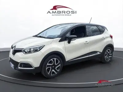 Renault Captur 1.5 dCi 8V 90 CV Start&amp;Stop Live del 2014 usata a Corciano