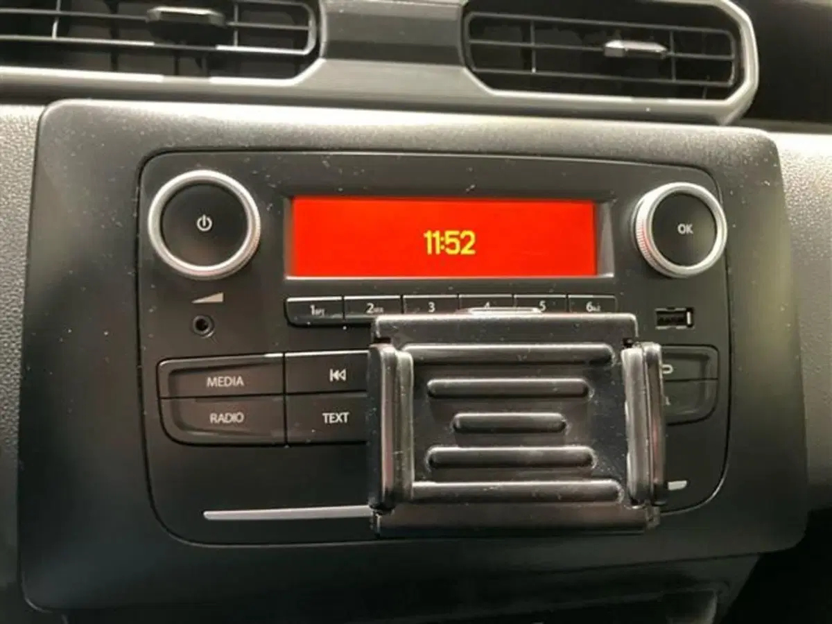 Dacia Duster usata a Como (13)