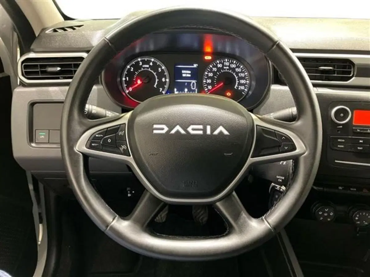 Dacia Duster usata a Como (16)