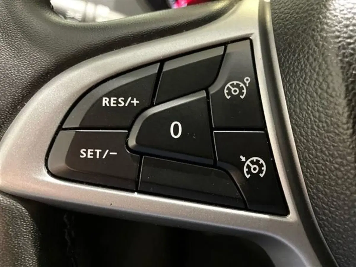 Dacia Duster usata a Como (17)