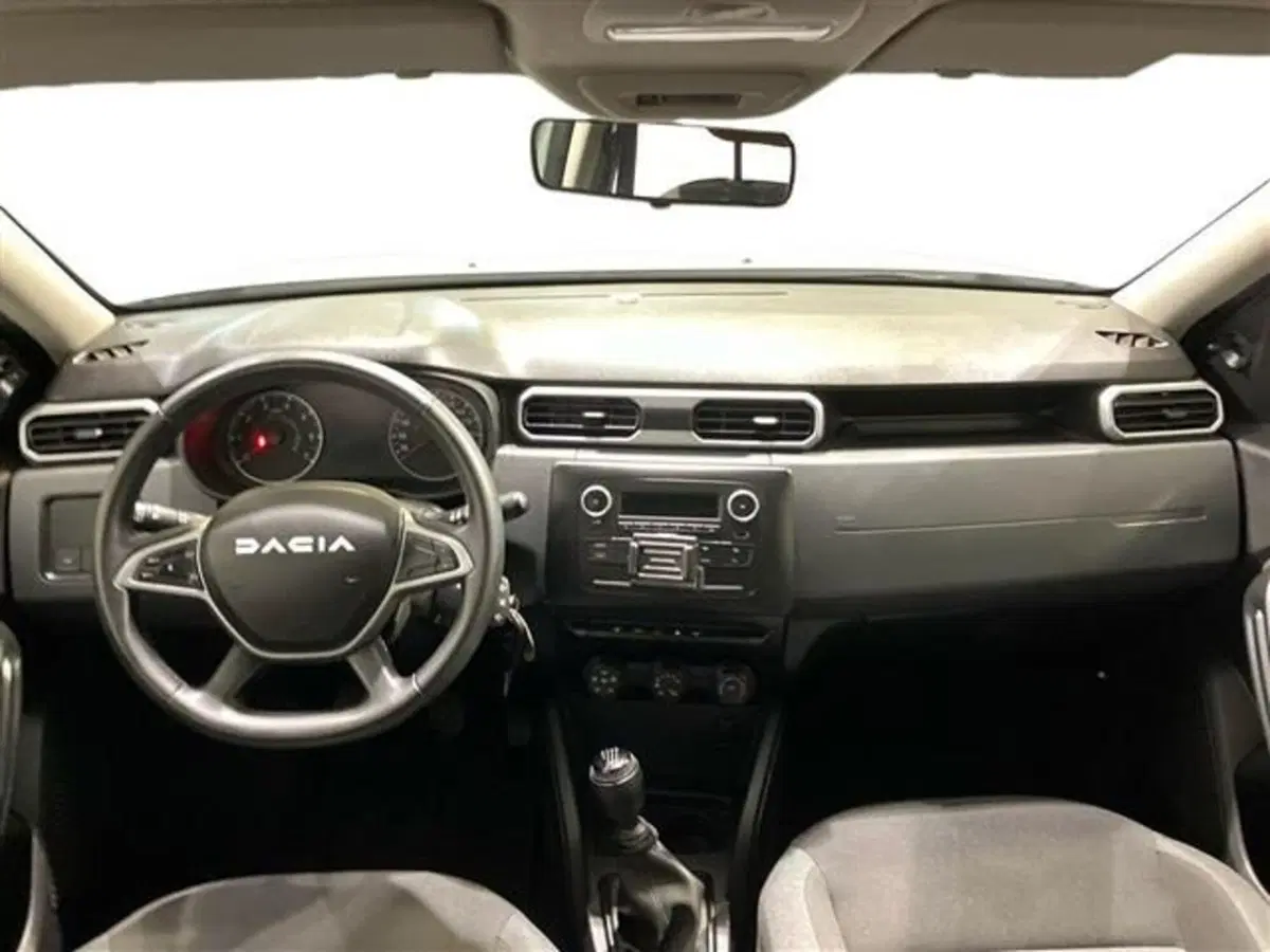 Dacia Duster usata a Como (9)