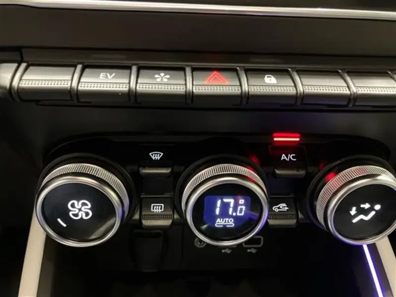 Renault Clio usata a Como (19)