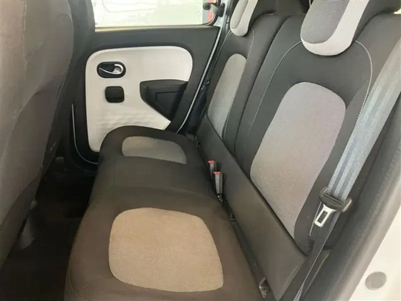 Renault Twingo usata a Como (12)
