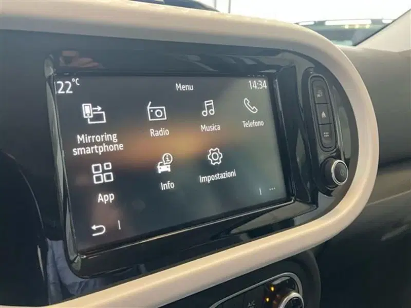 Renault Twingo usata a Como (14)