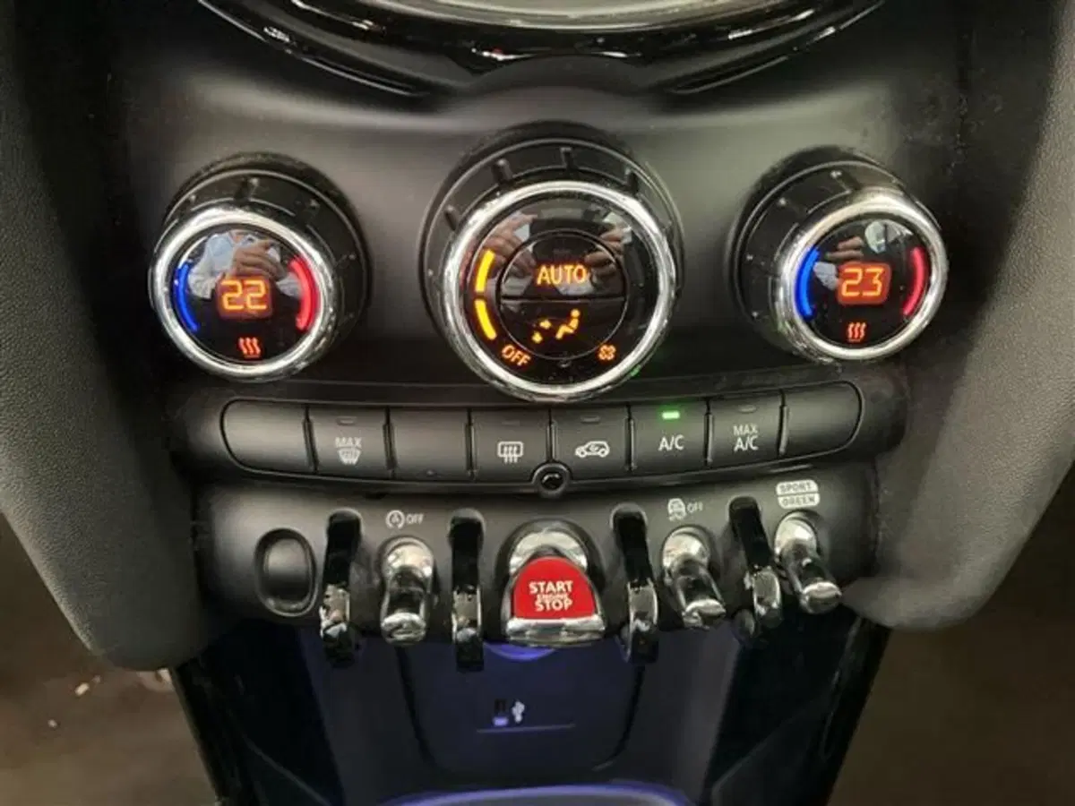 MINI Mini Clubman usata a Como (16)