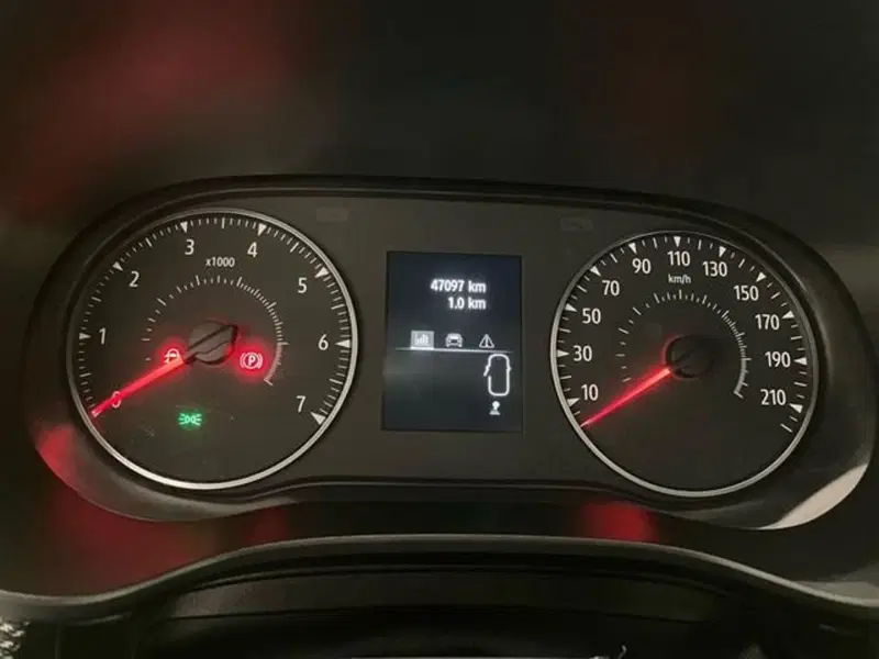 Dacia Sandero usata a Como (15)
