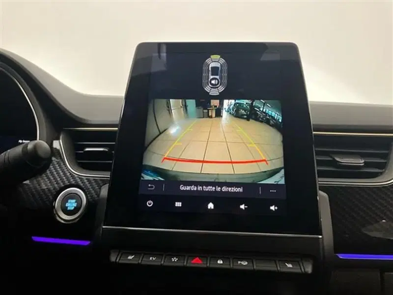 Renault Arkana usata a Como (14)