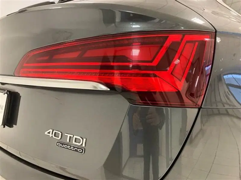 Audi Q5 Sportback usata a Como (7)