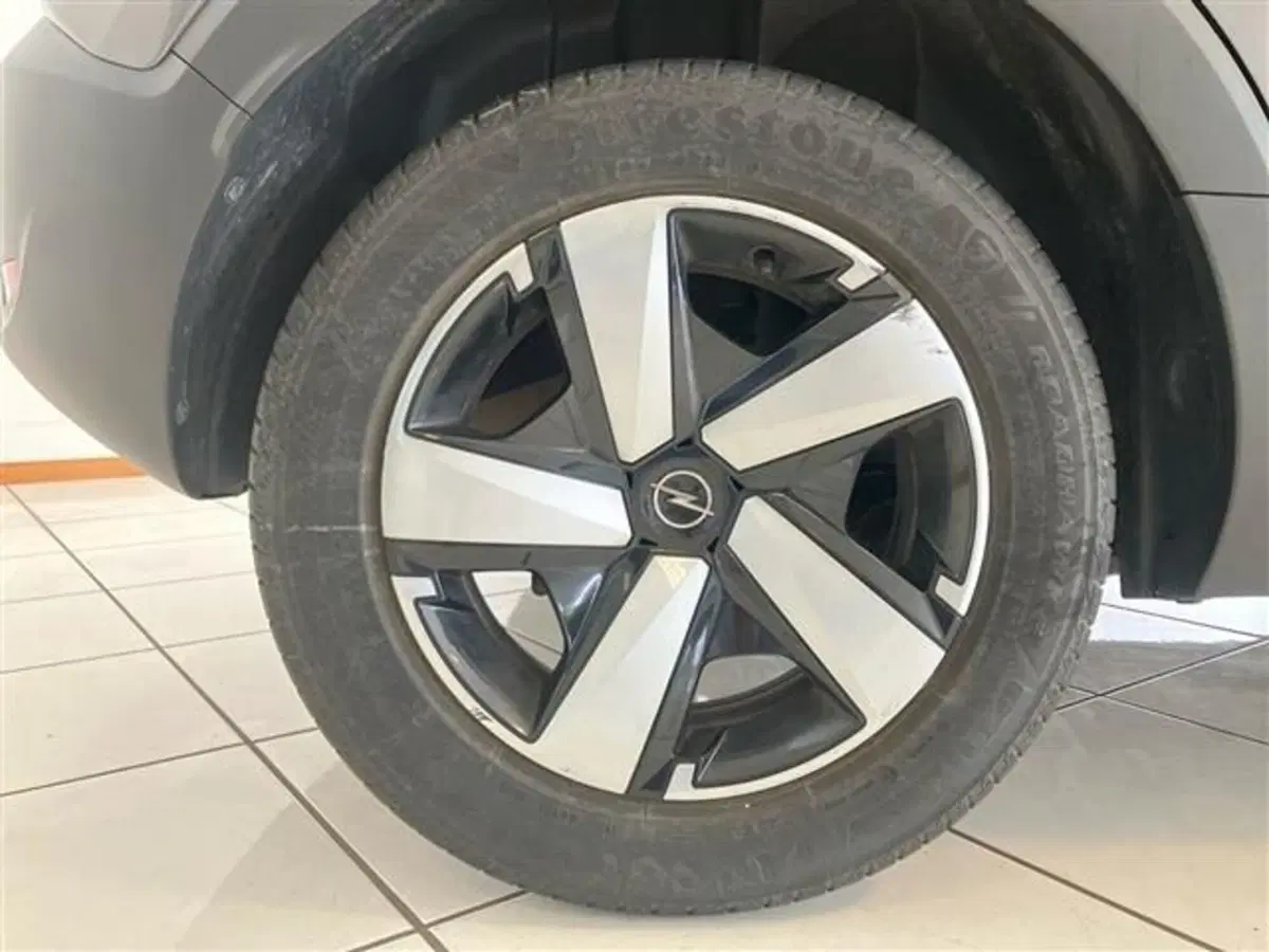 Opel Crossland usata a Como (8)